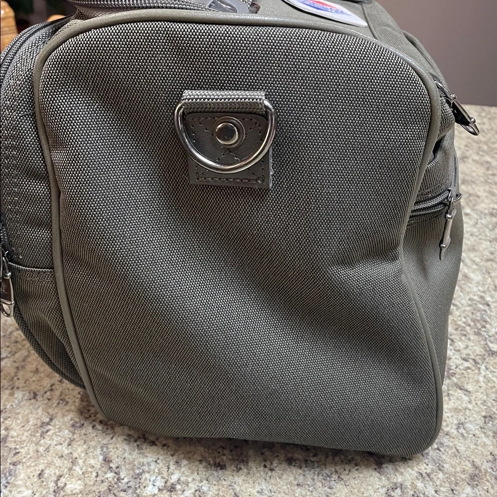 Vintage American Tourister Travel Bag. Green Gray Color. EUC*